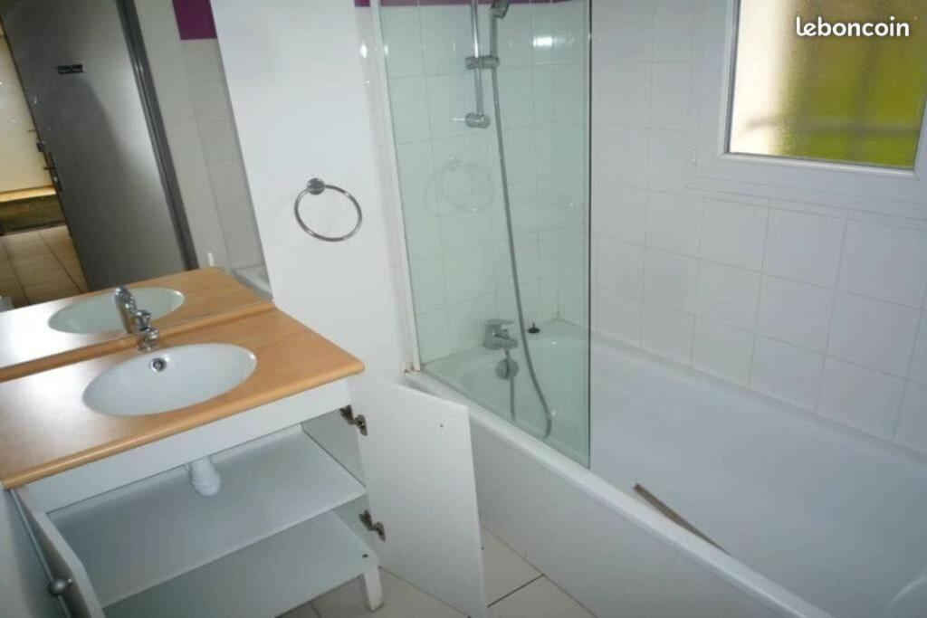 T3 La Savane Saint Geniez D'Olt 2 Piscines Chauffees Dans Une Charmante Residence De Vacances 外观 照片