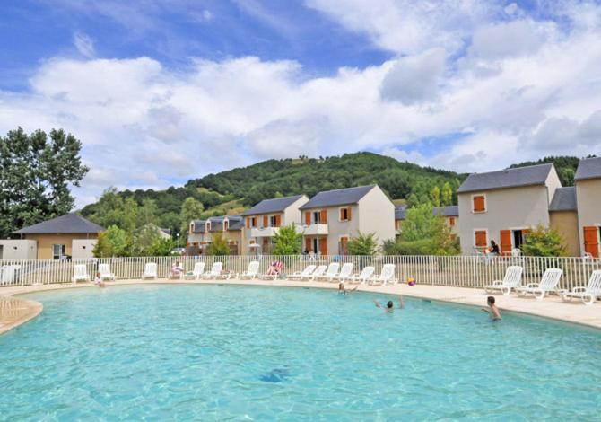 T3 La Savane Saint Geniez D'Olt 2 Piscines Chauffees Dans Une Charmante Residence De Vacances 外观 照片